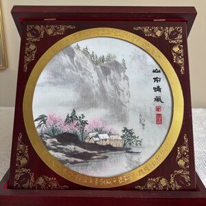 Tianli Embroidery Folds Open in a Wooden Box